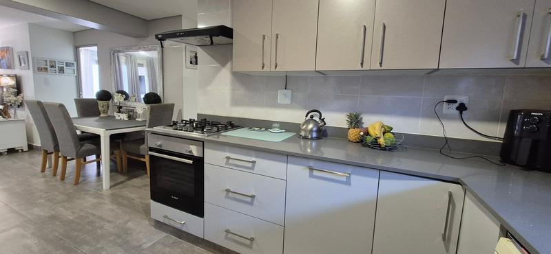 3 Bedroom Property for Sale in Island View Western Cape